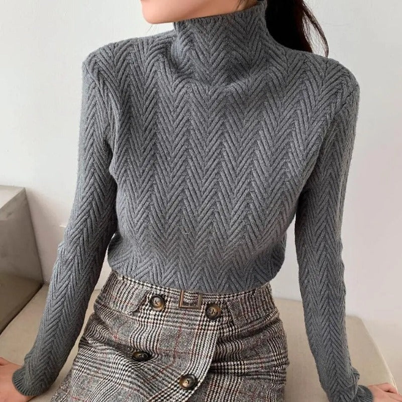 CASHMERE COUTURE TURTLENECK