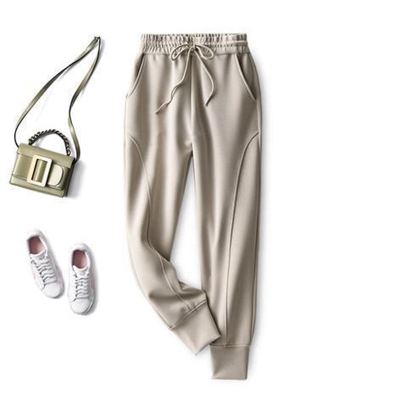 L'AURABLEND LOTUS™ SATIN SWEATPANTS
