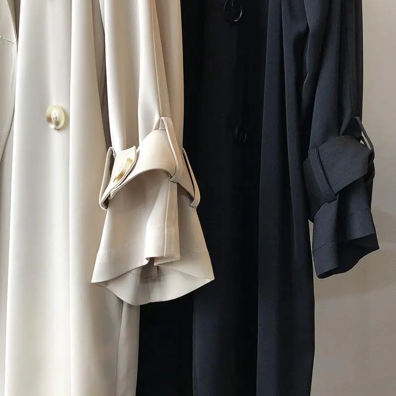 L'Aurablend Trench Coat by Vittoria Vellure™