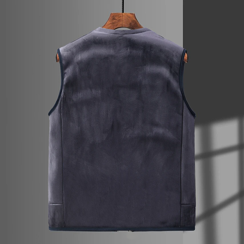 CANYON TRAIL VELVETRON™ FLEECE VEST