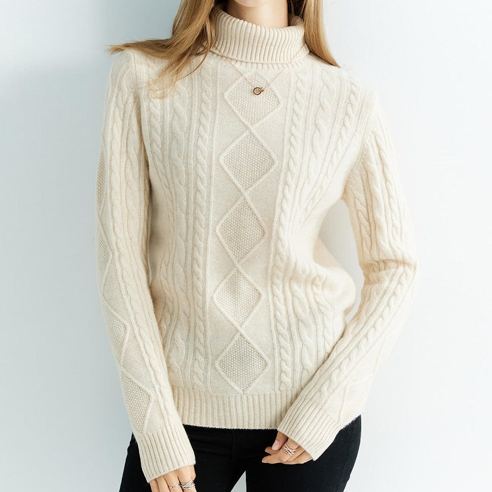 CASHMERE COUTURE TURTLENECK