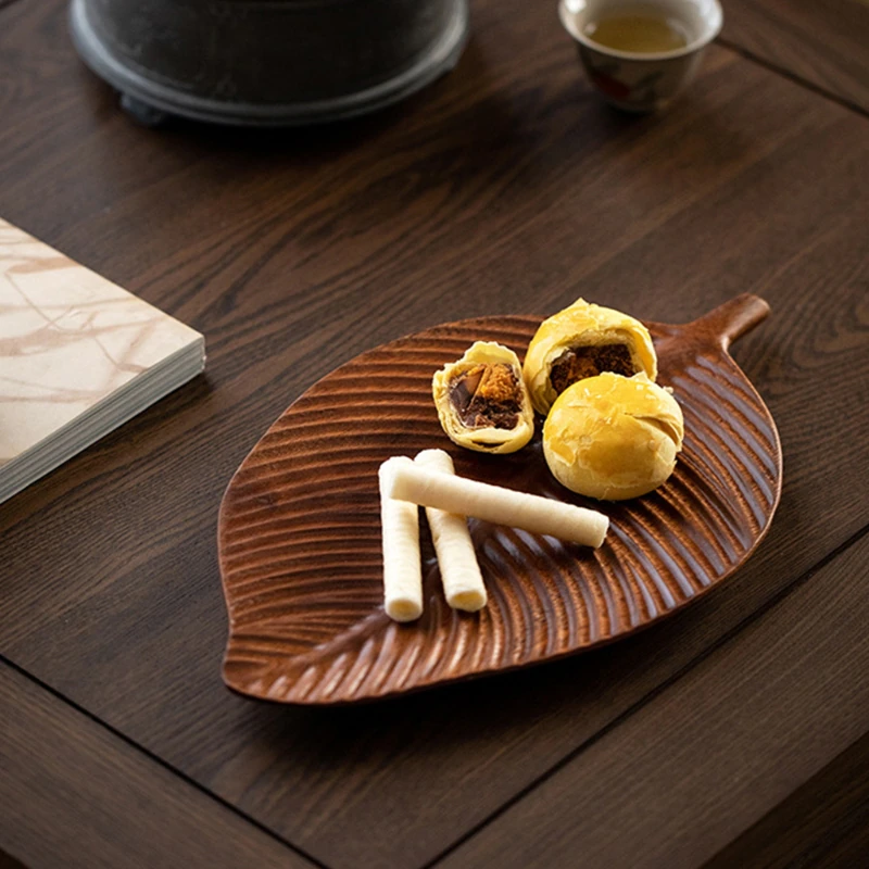 RUSTIC BITE WOODEN LEAF TRAY