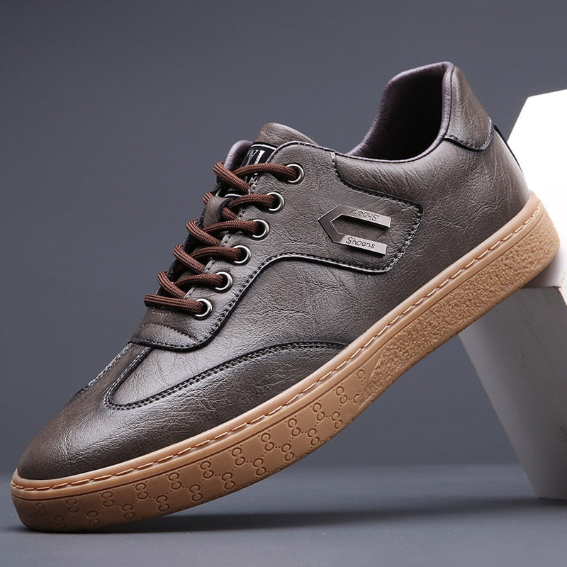 Brooklyn Sleek Leather Sneaker